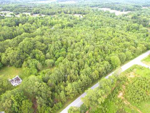 626 New Harrison Bridge Road, Simpsonville, SC 29680