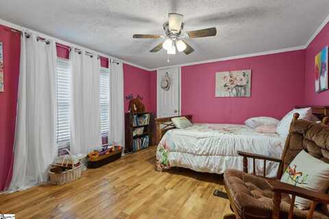 498 Pearson Road, Greer, SC 29651