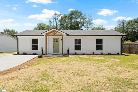 200 OSMOND Drive, Taylors, SC 29687