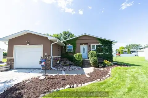 1115 E Hall, Grand Island, NE 68801