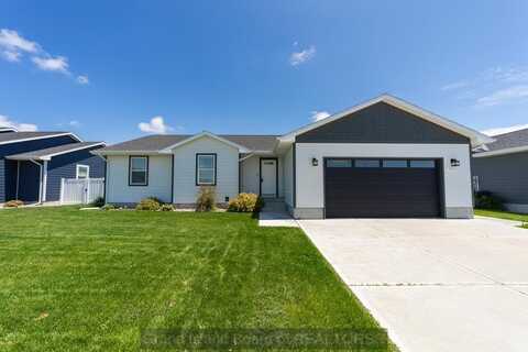 529 Little Bluestem Drive South, Grand Island, NE 68803