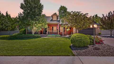 704 Woodland Country Drive, Grand Junction, CO 81507