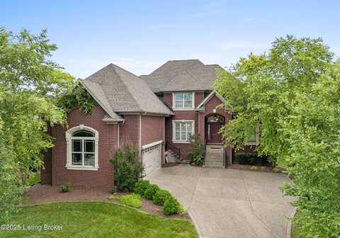 905 Fossil Creek Cir, Louisville, KY 40245
