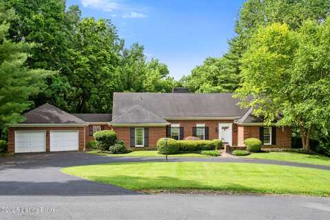 602 Club Ln, Louisville, KY 40207