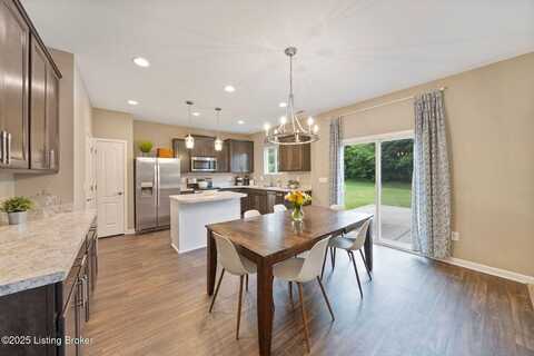 11717 Chandler Ct, Louisville, KY 40299