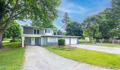 647 Ridgeview Drive, Corunna, MI 48817