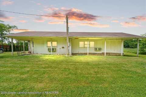 2243 Hubbard Road, Charlotte, MI 48813