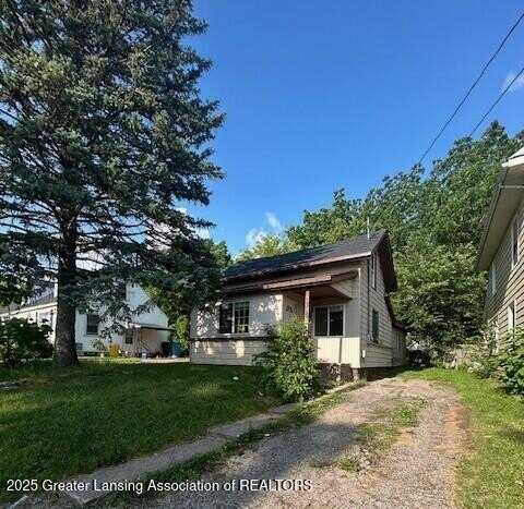 1318 Massachusetts Avenue, Lansing, MI 48906