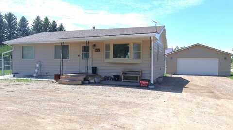 729 River Rd, Glendive, MT 59330