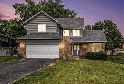 3587 Kingsway Drive, Crown Point, IN 46307