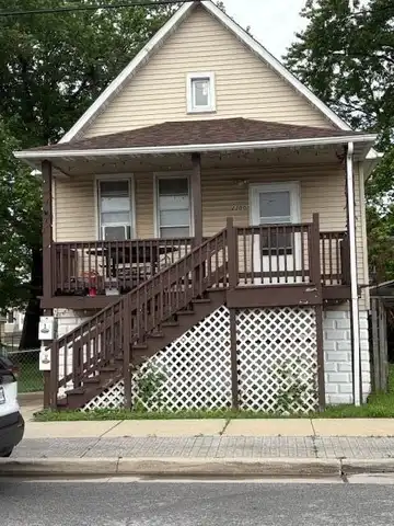 2300 Schrage Avenue, Whiting, IN 46394