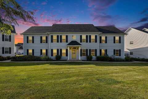 217 Prestwick Drive, Valparaiso, IN 46385