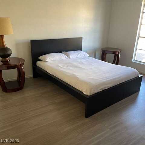 4650 Koval Lane, Las Vegas, NV 89109