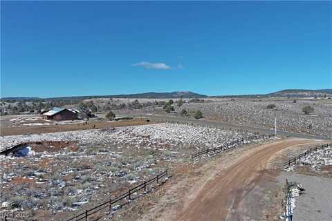 187 W Bryce Gate Circle, Hatch, UT 84735