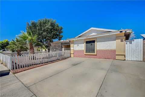 5121 Gains Mill Street, Las Vegas, NV 89122