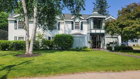1230 N SUPERIOR ST, Antigo, WI 54409