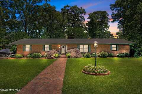 1905 Saint George Place, Kinston, NC 28504