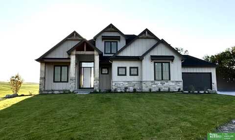 16651 S 226th Plaza, Gretna, NE 68028