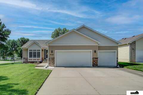 7735 S 34th Street Court, Lincoln, NE 68516