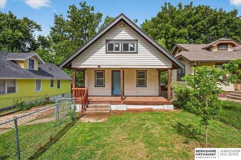 4550 N 41st Street, Omaha, NE 68111