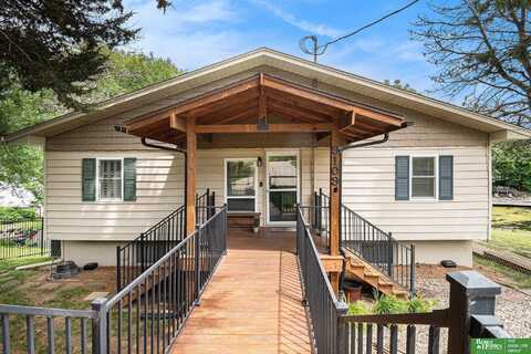 9109 Murray Drive, Plattsmouth, NE 68048