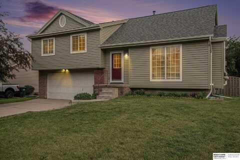 1405 Durham Drive, Papillion, NE 68133