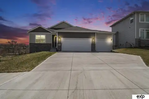4517 Lawnwood Drive, Bellevue, NE 68133