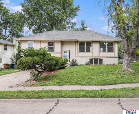 2806 Greensboro Avenue, Bellevue, NE 68005