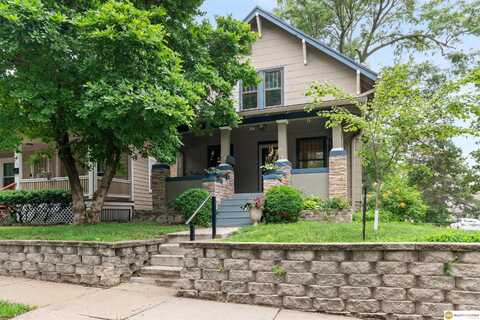 331 N 32nd Street, Lincoln, NE 68503