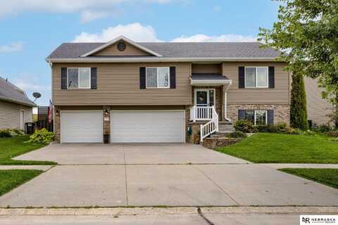 7953 Renatta Drive, Lincoln, NE 68516