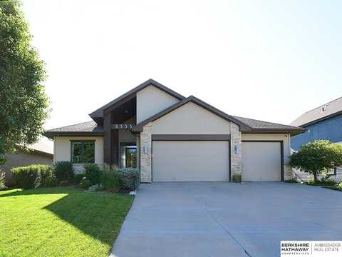 6535 N 157 Street, Omaha, NE 68116