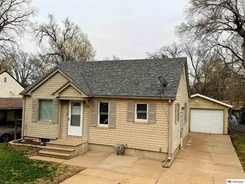 3134 N Cotner Boulevard, Lincoln, NE 68507