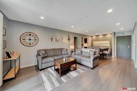 4000 S 56 Street, Lincoln, NE 68516