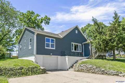 2705 Margo Street, Bellevue, NE 68147