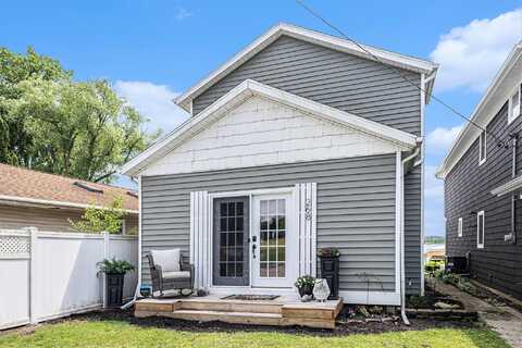 268 Ackerson Lake Drive, Jackson, MI 49201
