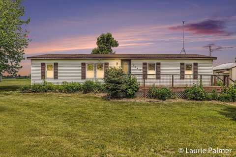 7342 County Farm Road, Greenville, MI 48838
