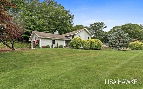 17400 Beech Hill Drive, Grand Haven, MI 49417