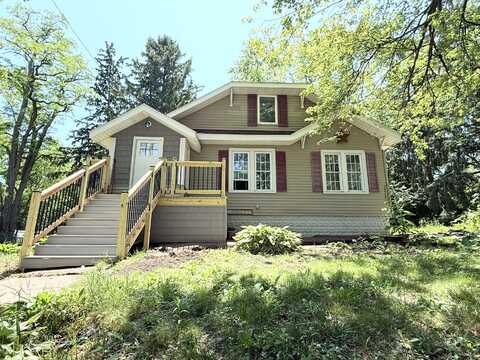 1083 Washington Avenue, Muskegon, MI 49441