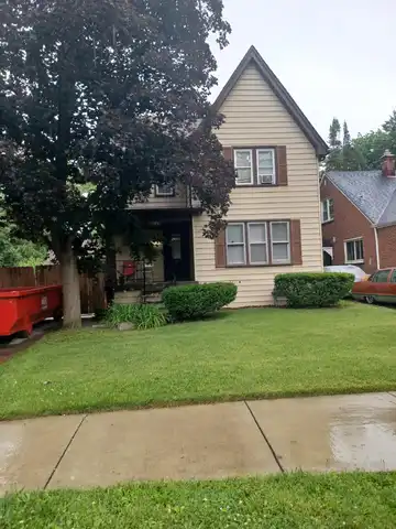 18304 Fenton Street, Detroit, MI 48219