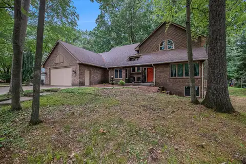 1746 Chateau Drive SW, Wyoming, MI 49519