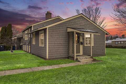 2637 Pittsfield Boulevard, Ann Arbor, MI 48104