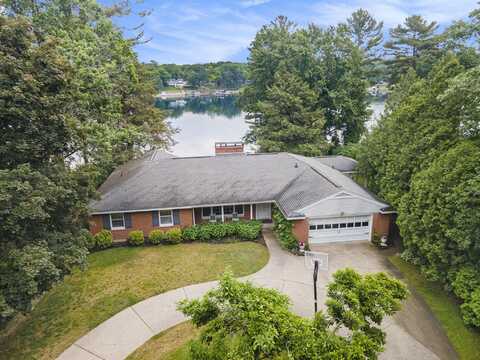 18190 Lovell Road, Spring Lake, MI 49456