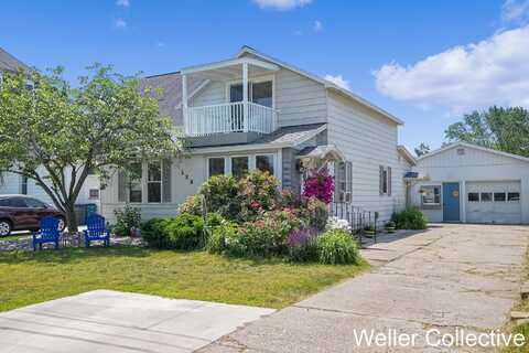 208 Barber Street, Spring Lake, MI 49456