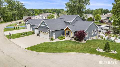 12828 Bayou Court, Wayland, MI 49348