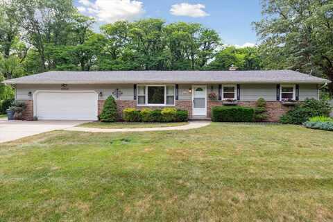 60320 County Road 657, Lawton, MI 49065