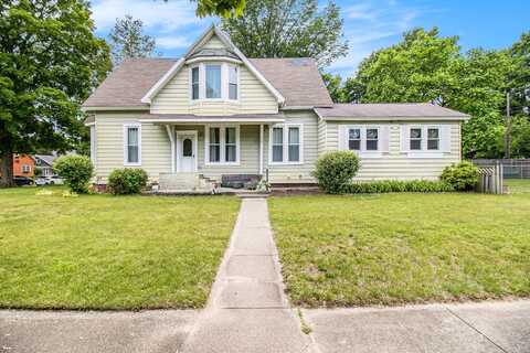 409 E Filer Street, Ludington, MI 49431