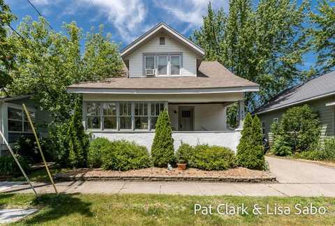 213 N 5th Street, Grand Haven, MI 49417