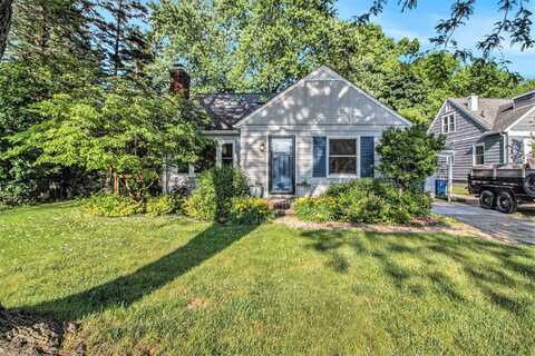 1801 Cayuga Place, Ann Arbor, MI 48104
