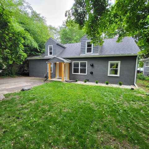 1236 Kensington Drive, Ann Arbor, MI 48104