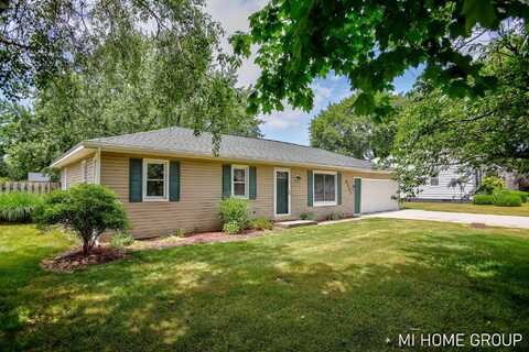 6451 12th Avenue, Jenison, MI 49428